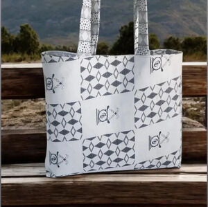 Yeirdesign beautiful totebag